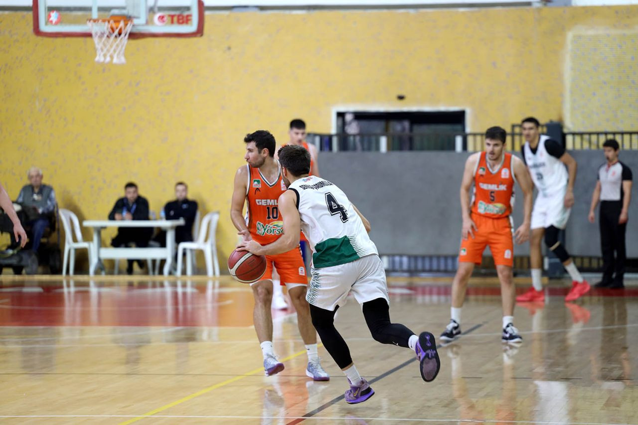 Büyükşehir Basketbol'dan Son Saniye Mucizesiyle İlk Galibiyet: 76-75 - Sayfa 4