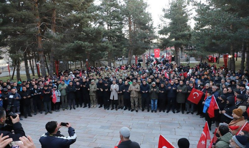 Aziziye Destanının 147. yıl dönümünde ecdadını andı - Sayfa 15