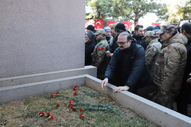 Aziziye Destanının 147. yıl dönümünde ecdadını andı - Sayfa 16