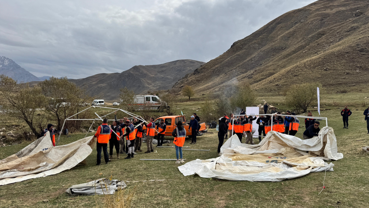 Hakkari'de AFAD gönülleri yaşanabilecek afetlere karşı eğitimden geçti - Sayfa 3