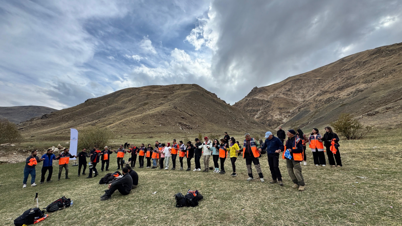 Hakkari'de AFAD gönülleri yaşanabilecek afetlere karşı eğitimden geçti - Sayfa 6