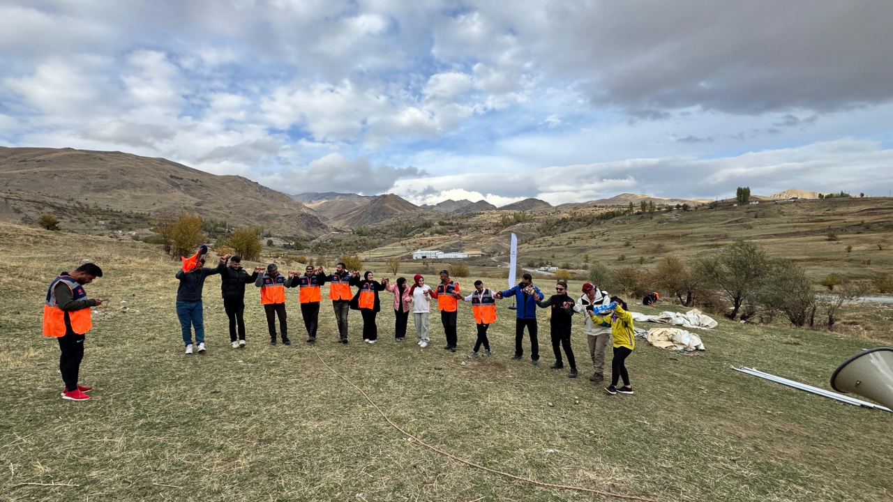 Hakkari'de AFAD gönülleri yaşanabilecek afetlere karşı eğitimden geçti - Sayfa 7