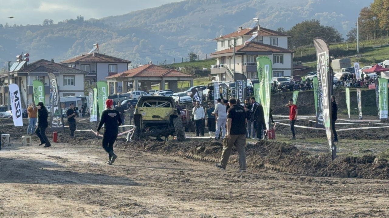 Off-Road yarışında heyecanlandıran kaza - Sayfa 2