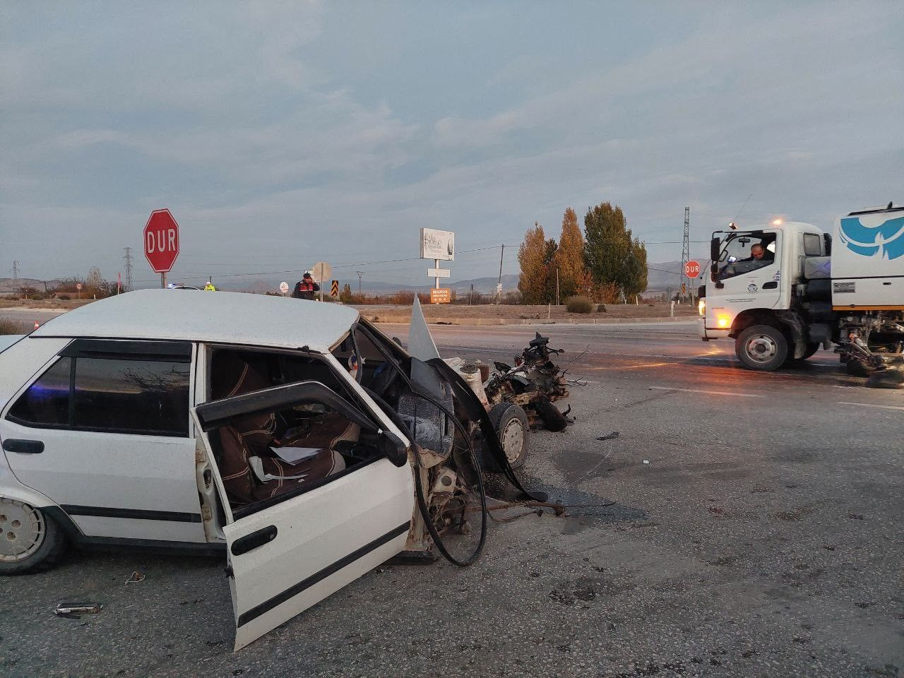 Burdur'da Feci Kaza: 6 Yaralı, Tofaş Otomobil İkiye Bölündü - Sayfa 7