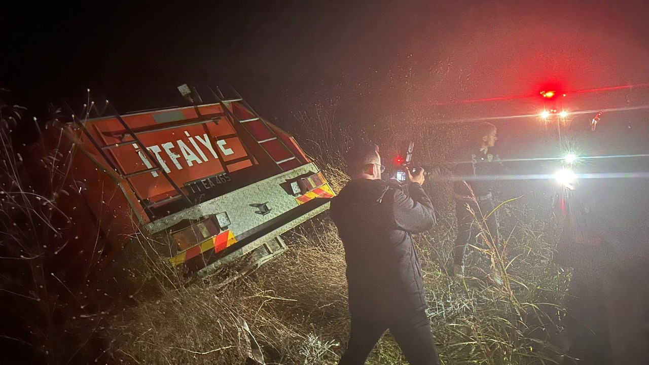 Bilecik’te İtfaiye Aracı Yangına Giderken Kaza Yaptı