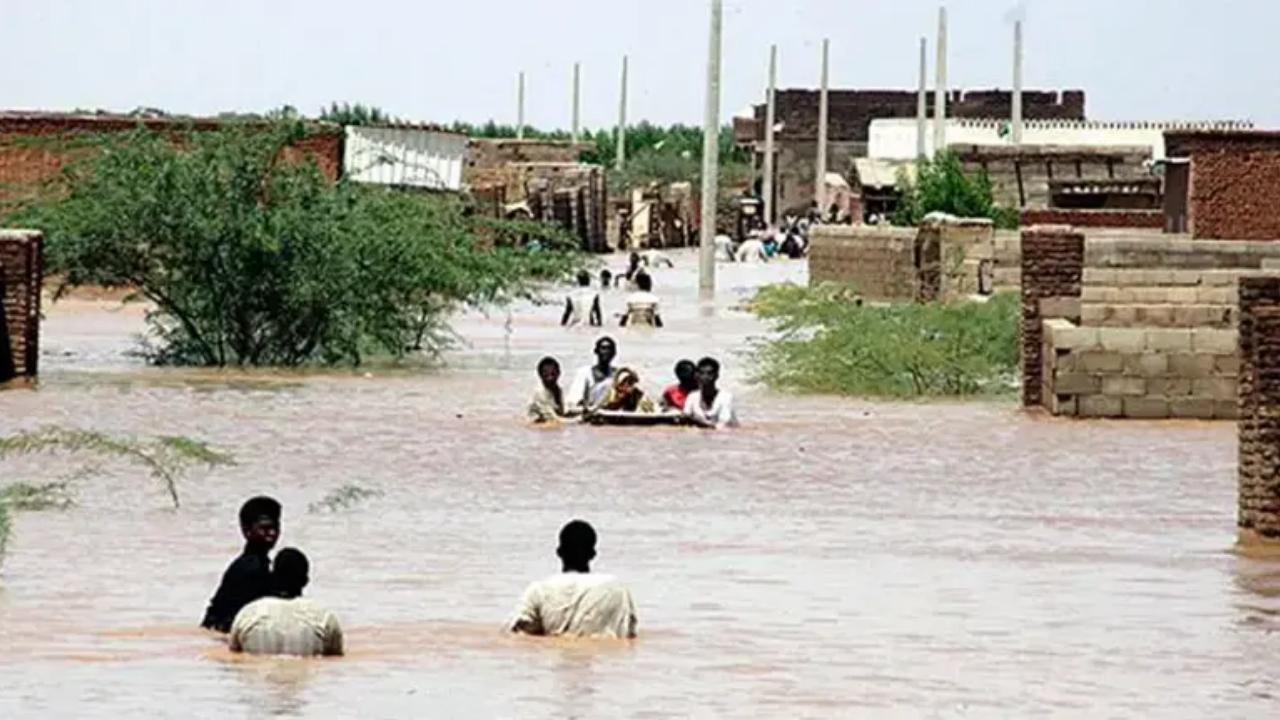 BM: Güney Sudan’daki Seller 1,4 Milyon Kişiyi Etkiledi, 379 Bin Kişi Yerinden Edildi