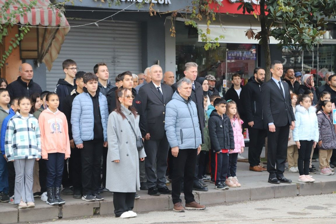 Hendek'te Atatürk'ün 86. ölüm yılı törenle anıldı: Saygı, rahmet ve özlemle... - Sayfa 11