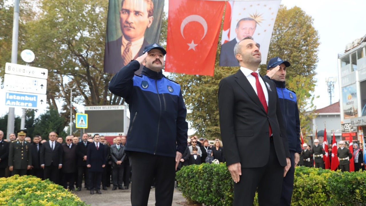 Hendek'te Atatürk'ün 86. ölüm yılı törenle anıldı: Saygı, rahmet ve özlemle...