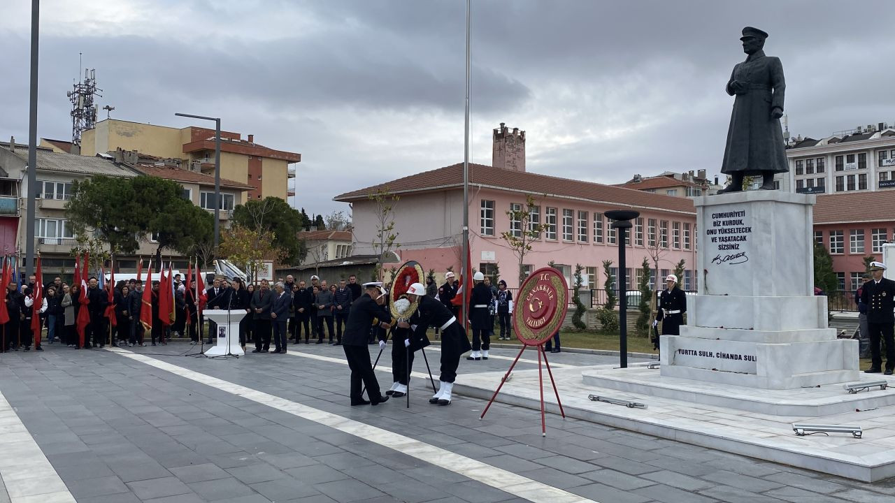 Çanakkale’de "10 Kasım Atatürk’ü Anma Etkinlikleri" Çerçevesinde Cumhuriyet Meydanı’nda Tören Düzenlendi - Sayfa 4