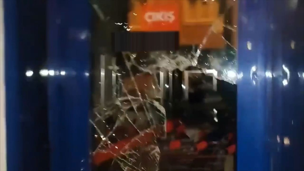 Batman’da Gösterilerde İş Yerini Yağmalayan 3 Kişi Yakalandı - Sayfa 3