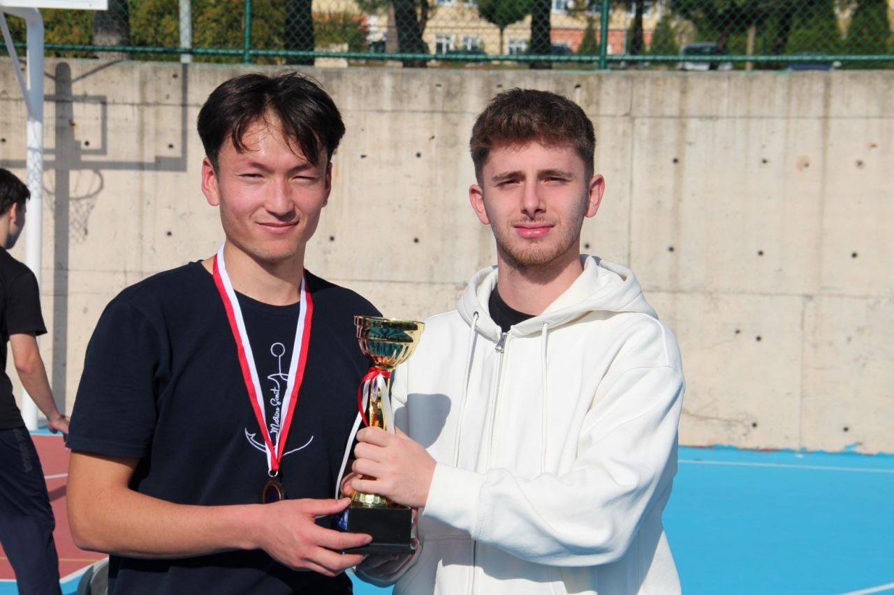 SAÜ’de Cumhuriyet Kupası Coşkusu: Spor Turnuvası Yoğun İlgi Gördü - Sayfa 6