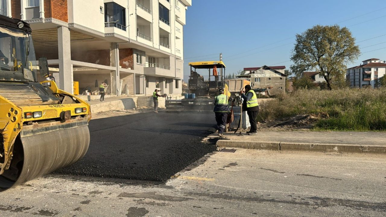 Hendek'te asfaltlar yenilendi - Sayfa 6