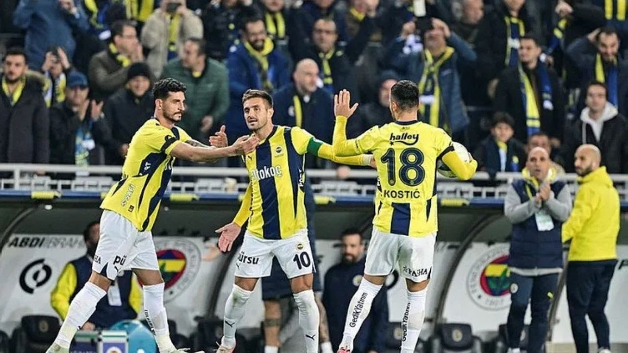 Napoli, 'Masaya otururuz' diyerek fiyatını belirledi Fenerbahçe'de Osimhen gündemi! - Sayfa 2