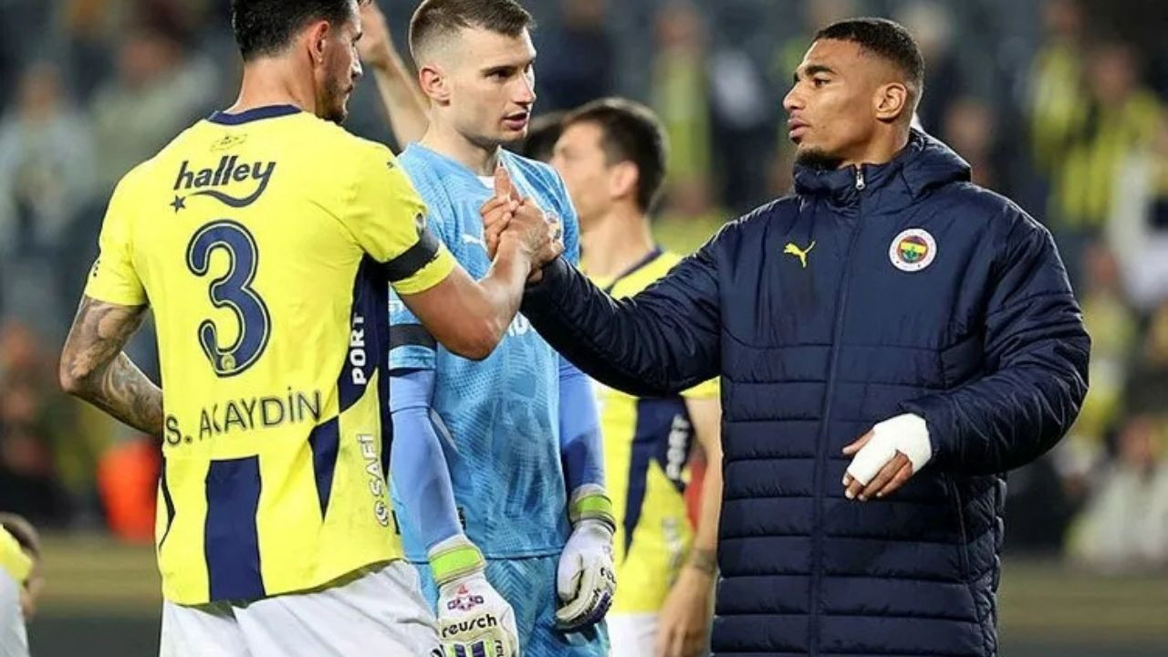 Napoli, 'Masaya otururuz' diyerek fiyatını belirledi Fenerbahçe'de Osimhen gündemi! - Sayfa 5