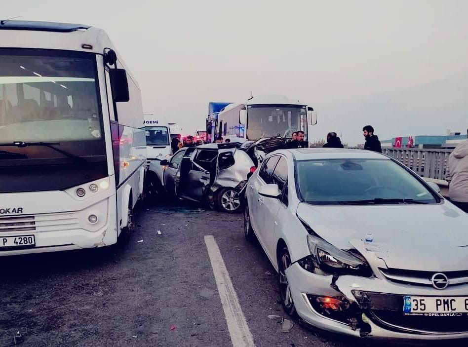 Yalova'da 5 araçlı zincirleme kaza: 4 yaralı - Sayfa 7