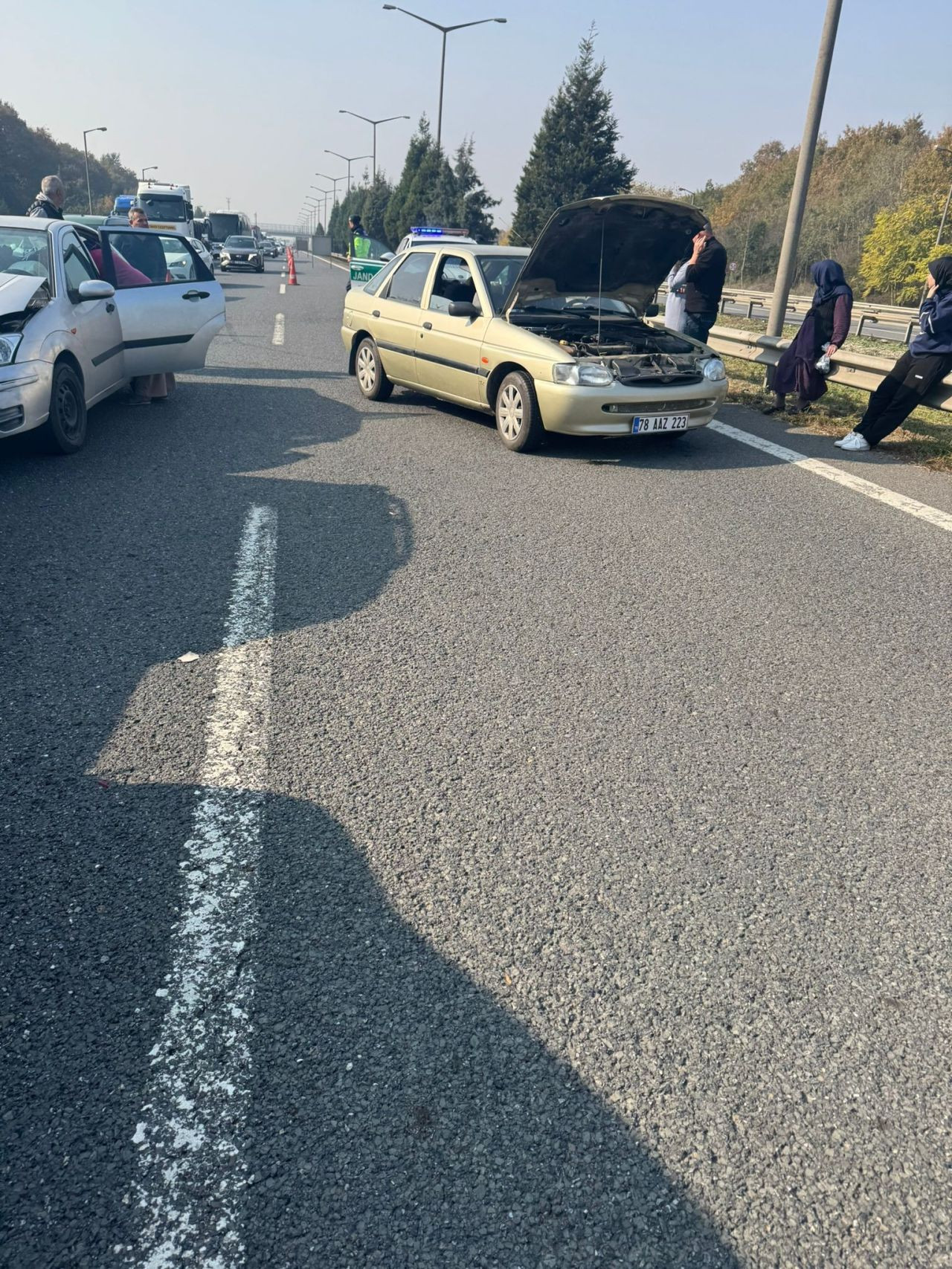 Anadolu Otoyolu'nda zincirleme kaza: 7 araç birbirine girdi, 4 yaralı - Sayfa 3