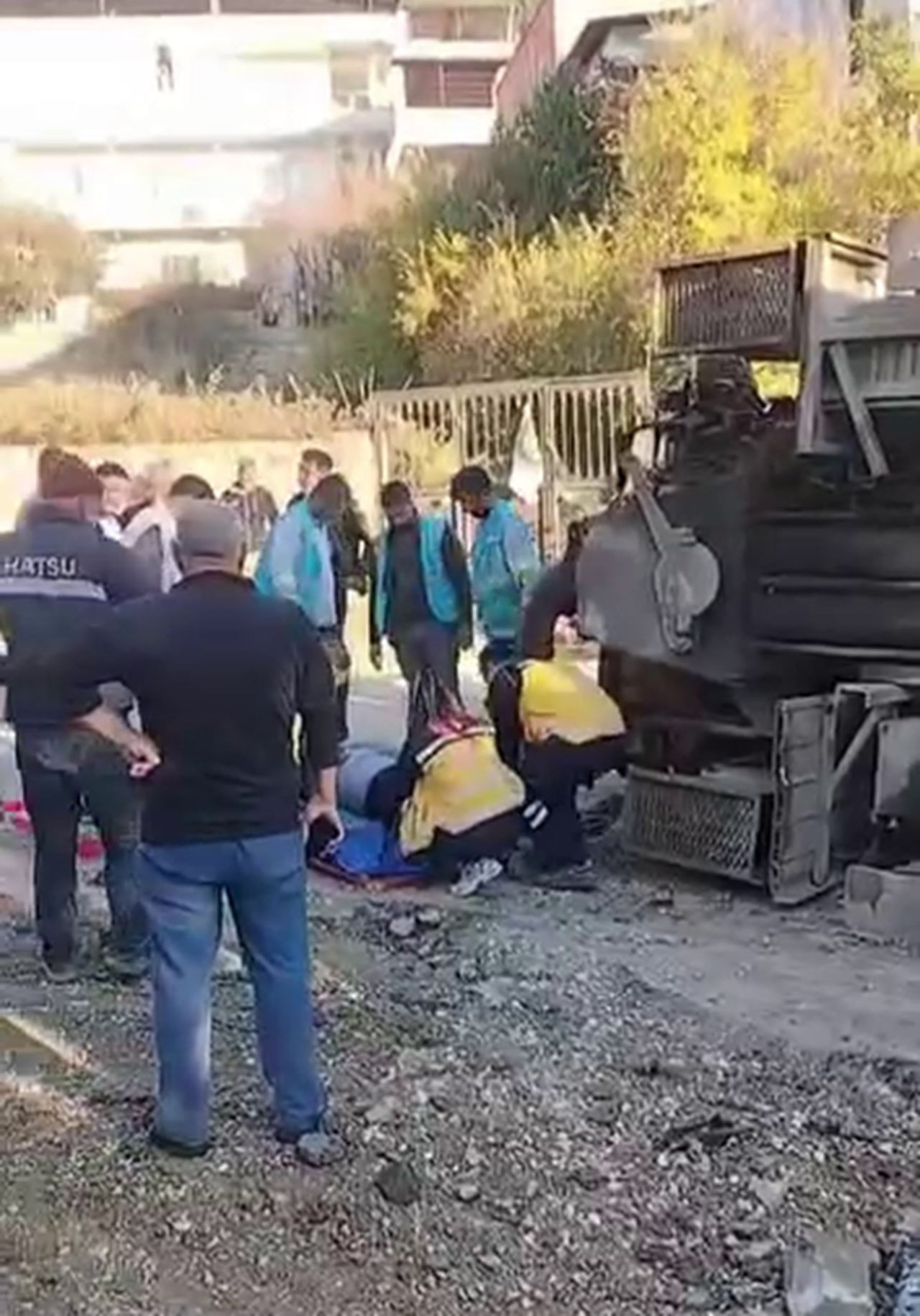 Hatay'da Kontrolden Çıkan Kamyon Park Halindeki Araçlara Çarptı - Sayfa 1