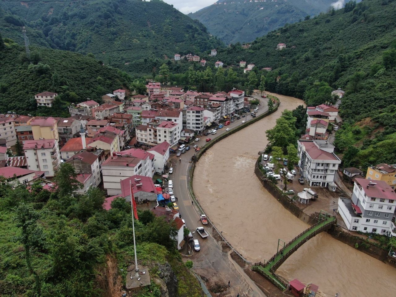 Doğu Karadeniz'deki Dere Yataklarındaki Yapılaşma, Felaket Riskini Artırıyor - Sayfa 4