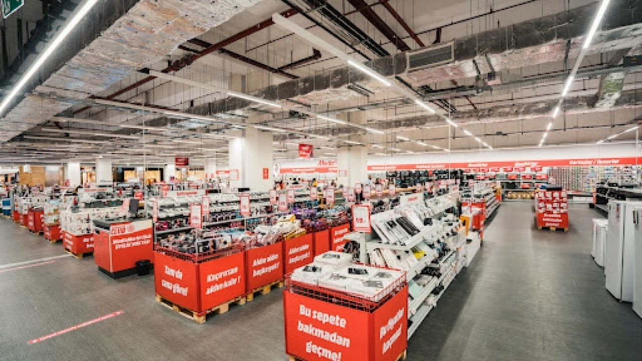 MediaMarkt'ın 'House of AI' projesine üç ödül