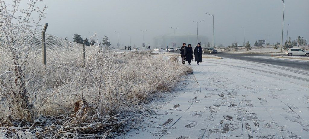 Erzurum -5 Dereceyle Buz Kesti, Şehri Sis Kapladı! - Sayfa 10