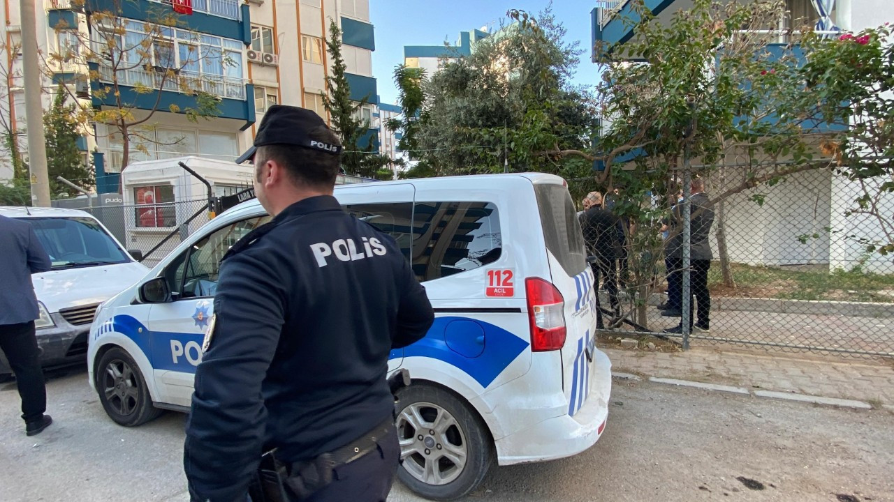 Antalya'da İranlı 3 kardeş yaşadıkları evde ölü bulundu