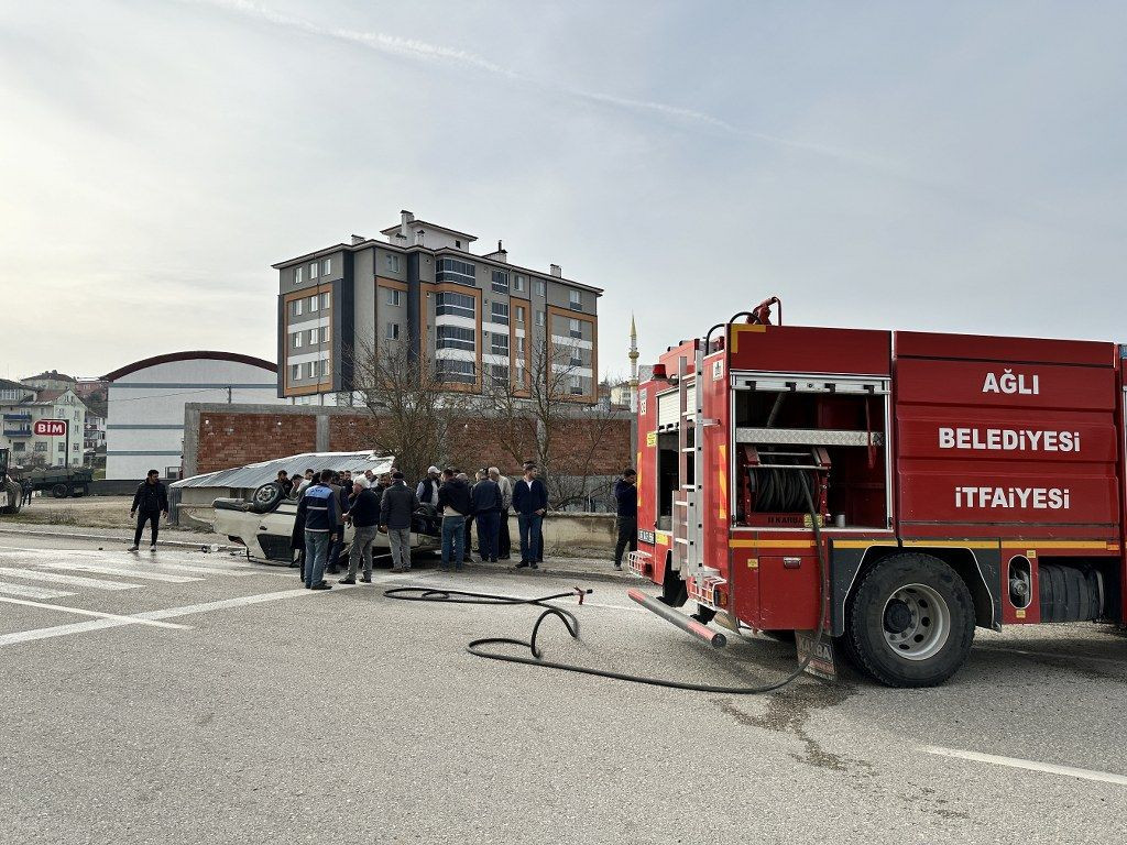 Kastamonu'da Mercedes marka Araçla Çarpışan Fiat-Tofaş araç takla attı - Sayfa 6