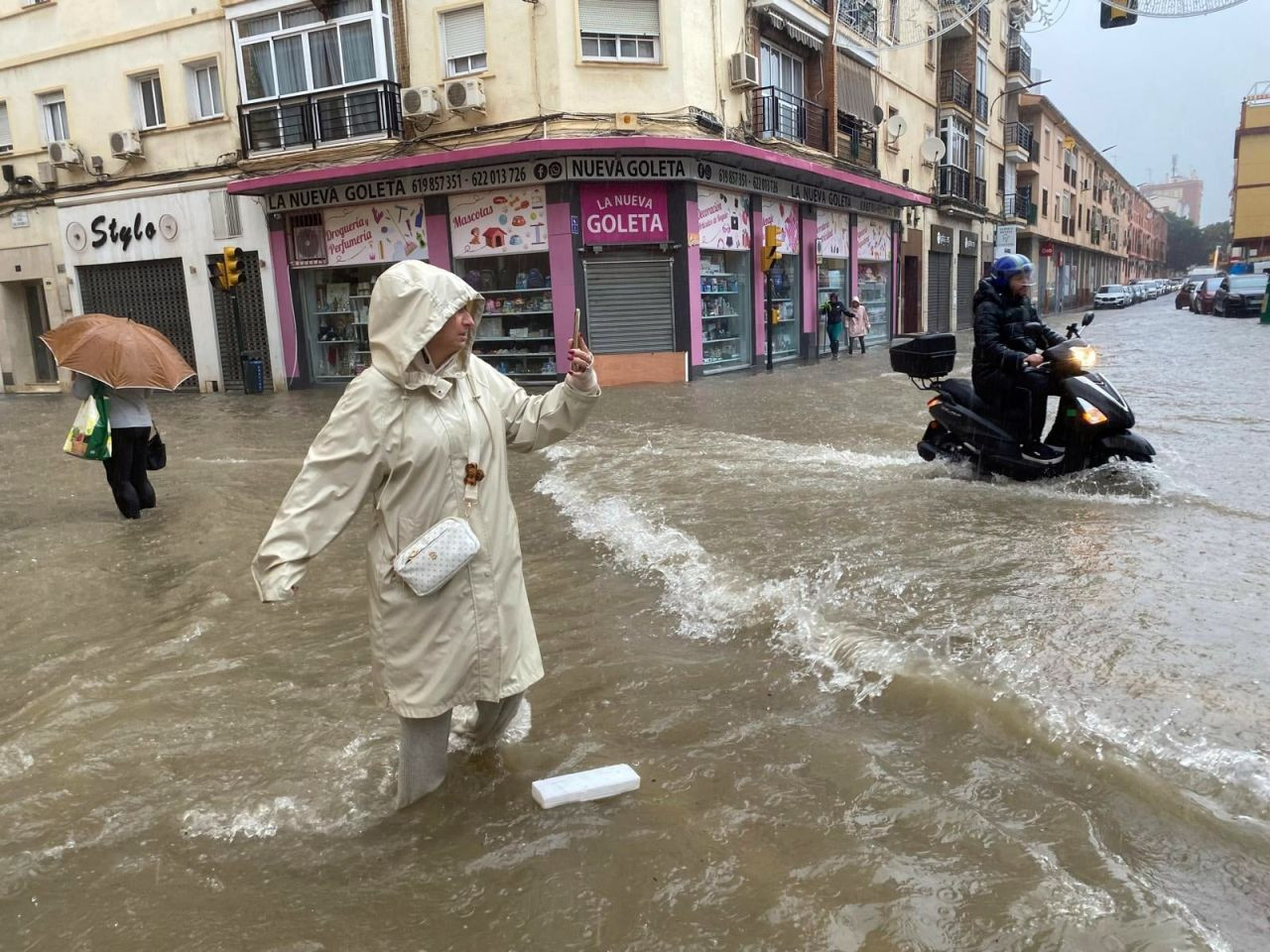 İspanya'da Bir Kez Daha Sel Felaketi Yaşandı - Sayfa 3