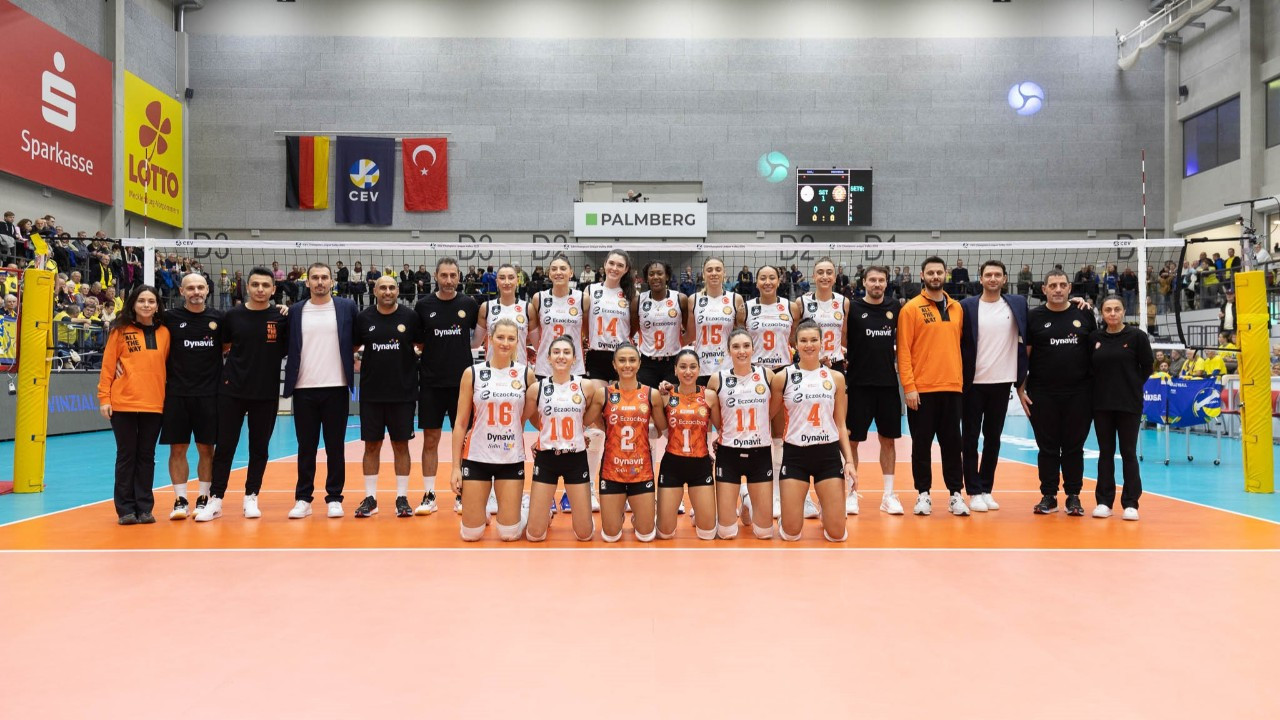 Eczacıbaşı Dynavit, Almanya'da Set Vermedi: 3-0 Galip