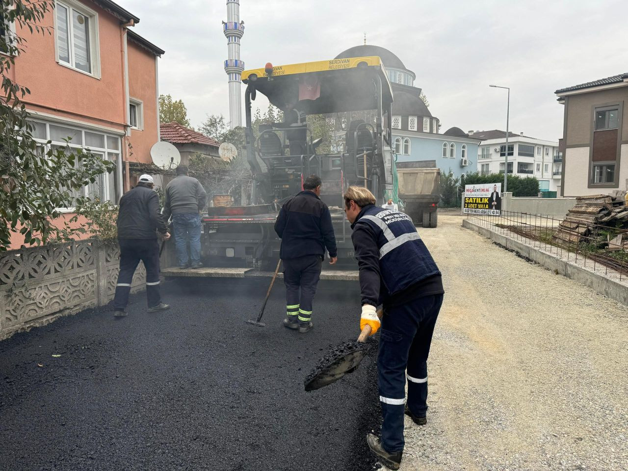 Serdivan'da Yollar Yenileniyor: Yeni Üstyapı Çalışmaları ile Konfor Artıyor - Sayfa 3