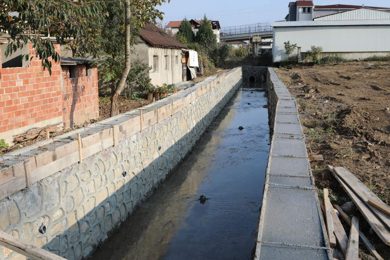 DSİ, Arifiye'de Dere Islahı Çalışmalarına Devam Ediyor - Sayfa 7