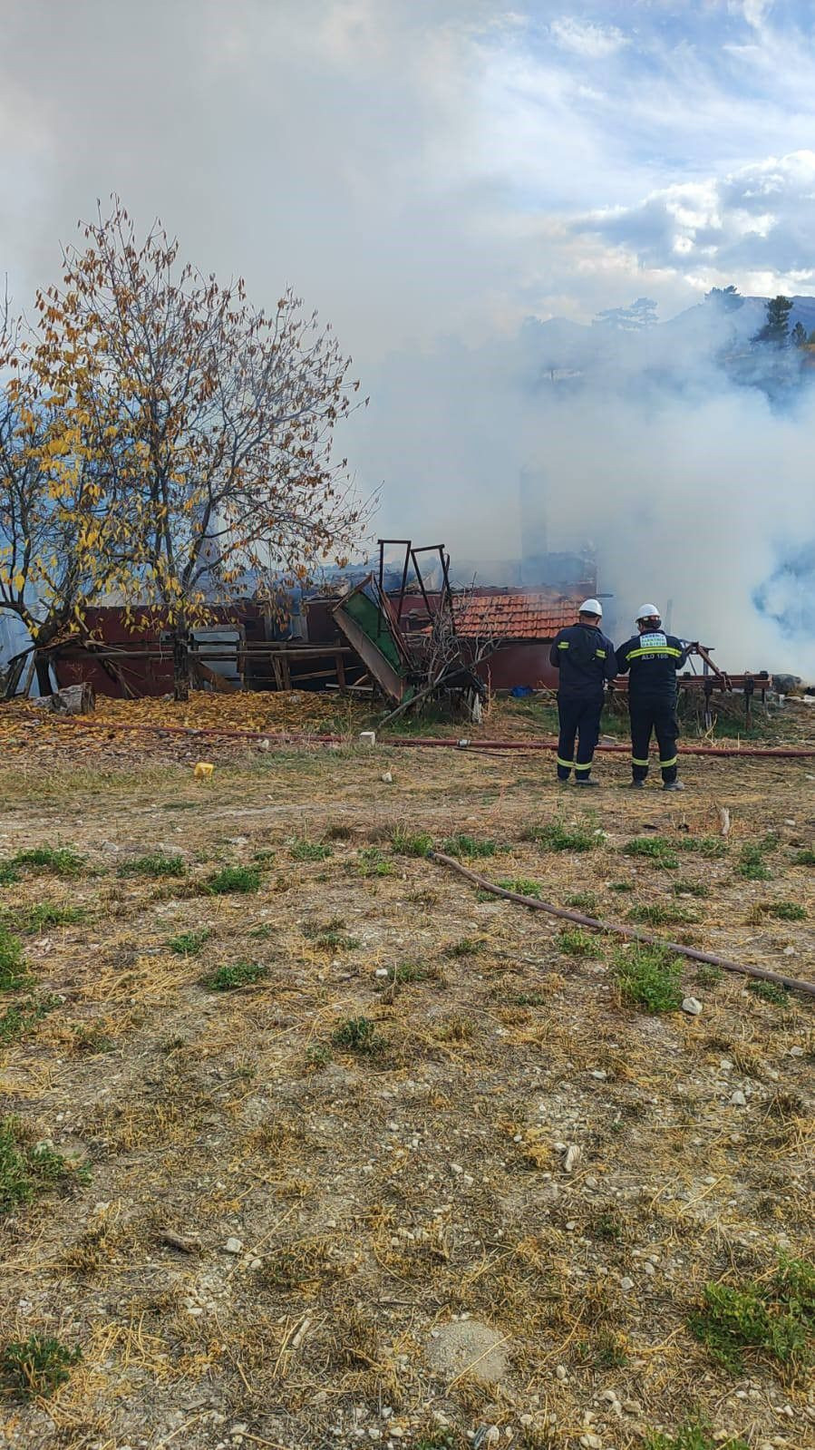 Otları Yakarken Evi Yandı, Yaşlı Adam Yaralandı - Sayfa 4