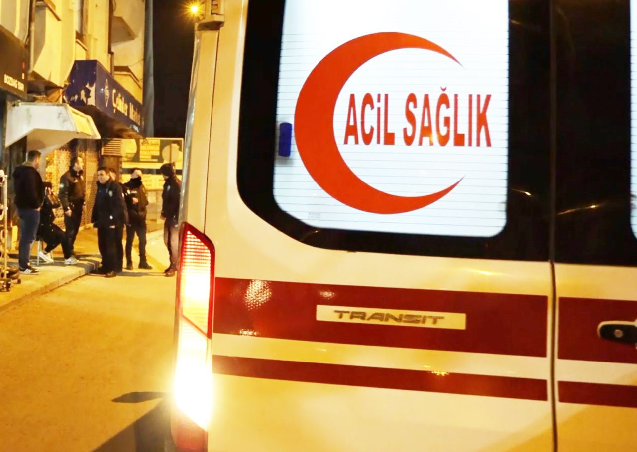 Aksaray’da Yolda Yürüyen Kadına Bıçaklı Saldırı: Şüpheli Kaçtı - Sayfa 4