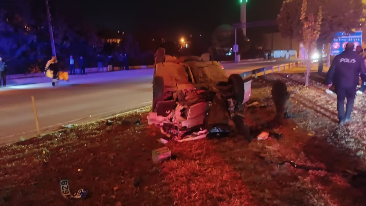 Amasya’da Takla Atan Otomobil Kazasında 2 Kişi Yaralandı