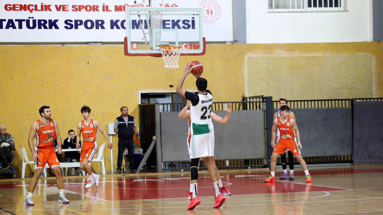 Büyükşehir Basketbol Konya’ya konuk oluyor