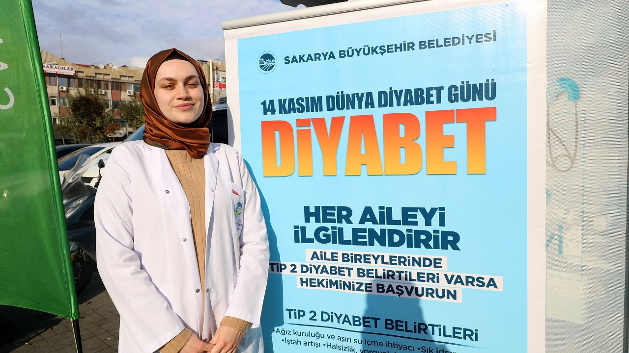 Büyükşehir şehrin meydanında diyabet riski ve bilincini anlattı