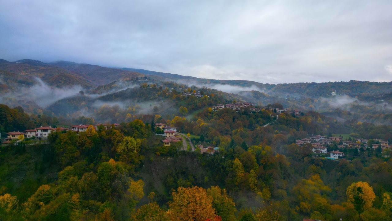 Kocaeli'de, sonbaharın renkleri ile sis birleşti - Sayfa 8