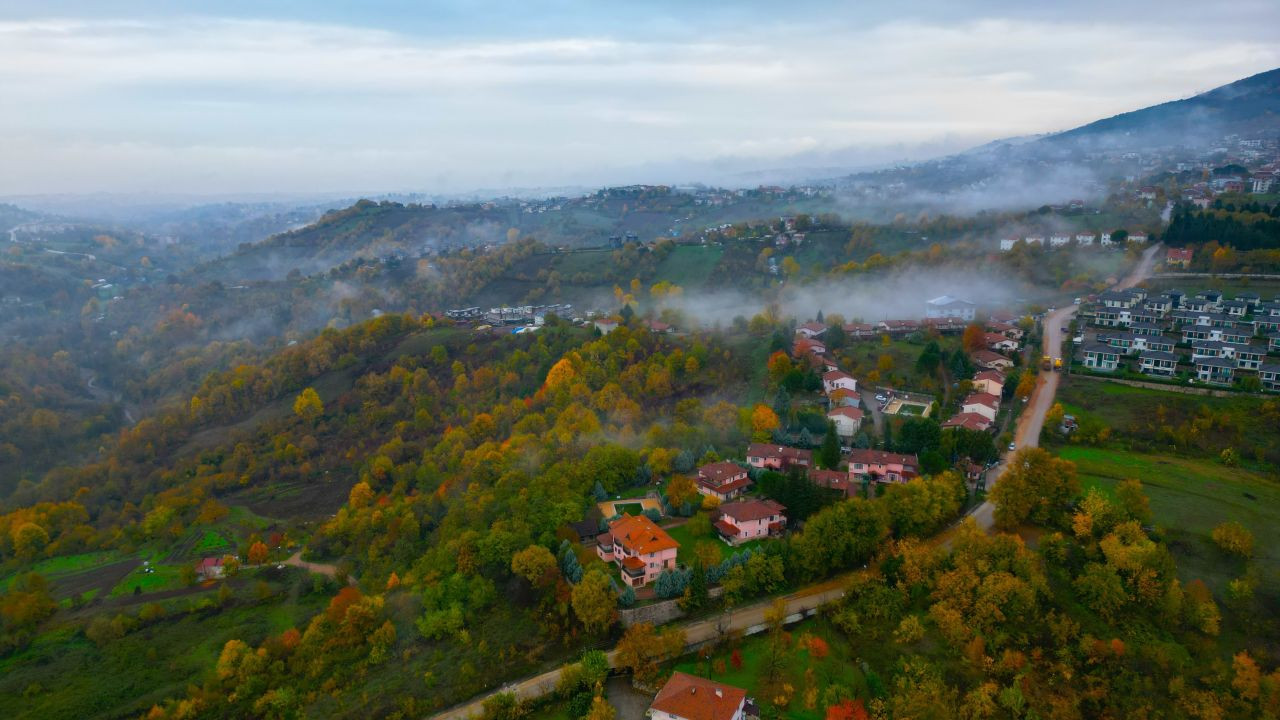 Kocaeli'de, sonbaharın renkleri ile sis birleşti - Sayfa 7