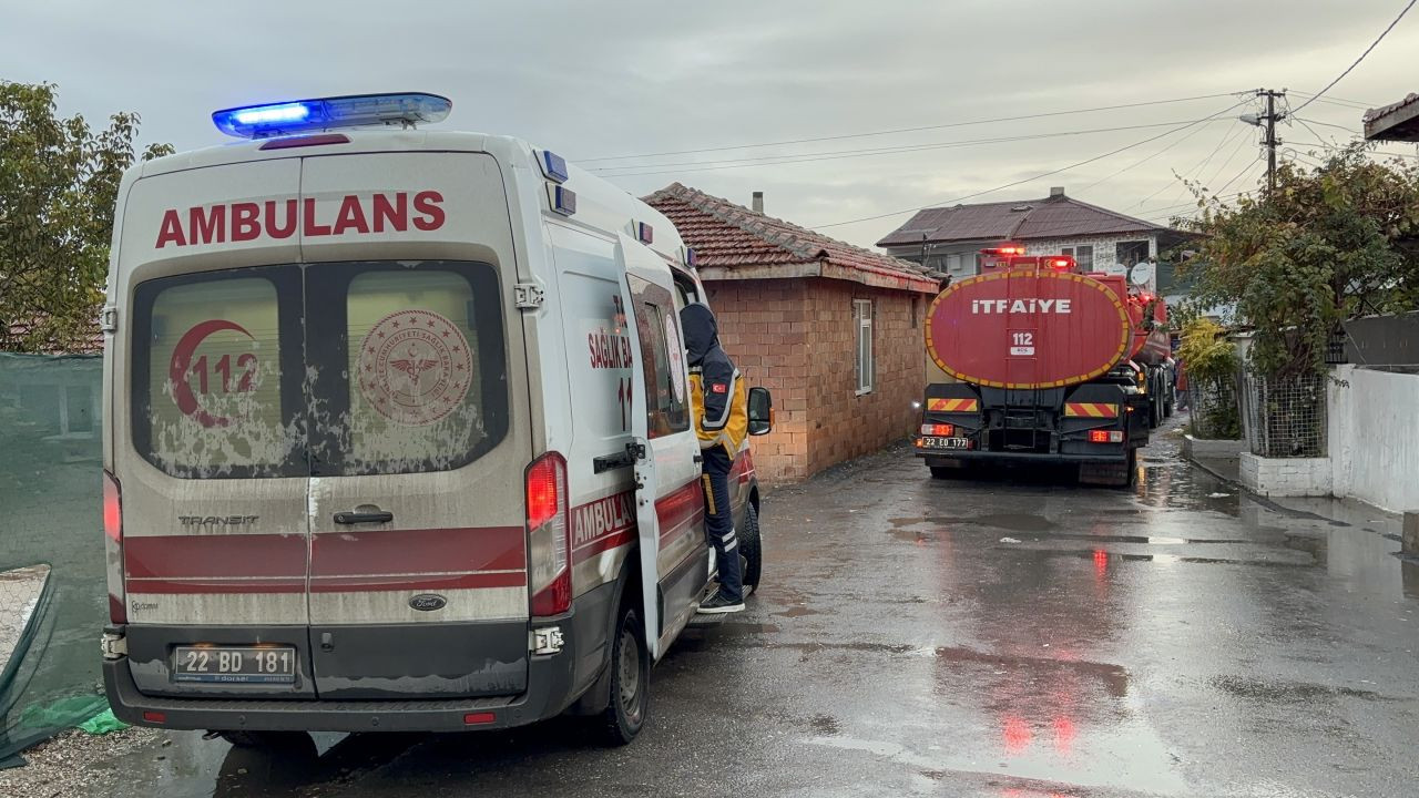 Edirne'de Gecekondu Yangını: Bir Kişi Dumandan Etkilendi - Sayfa 6