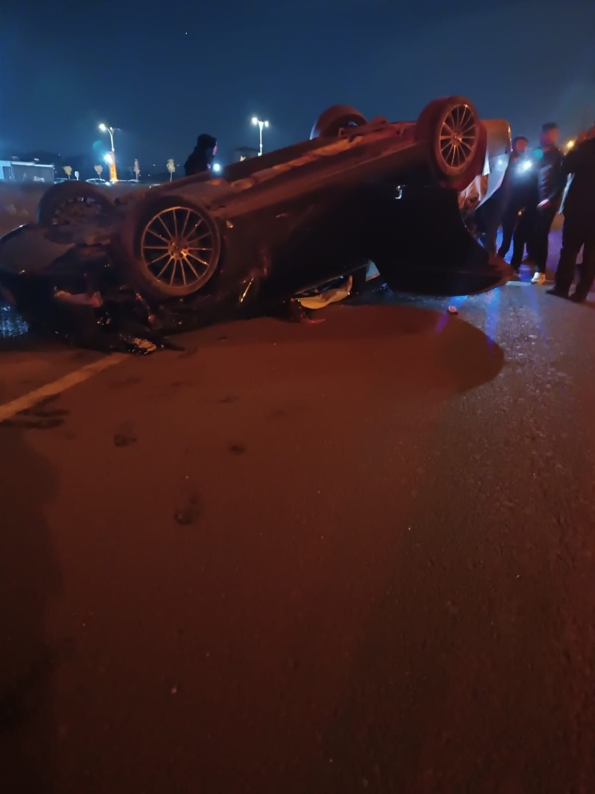 Elazığ'da Refüje Çarpan Araç Takla Attı: 1 Yaralı - Sayfa 3