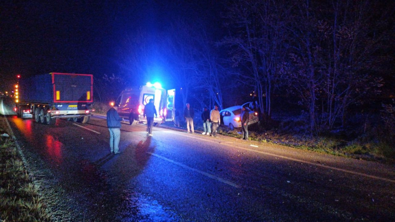 Kastamonu'da İki Otomobil Çarpıştı: 3 Yaralı - Sayfa 4