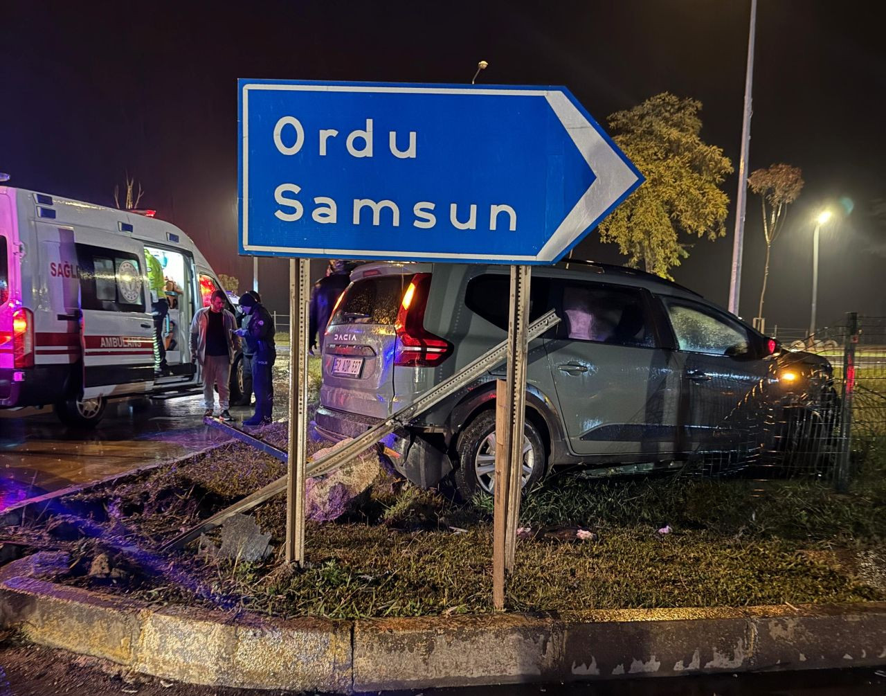 Ordu’da Kavşakta İki Otomobil Çarpıştı: 5 Yaralı - Sayfa 3