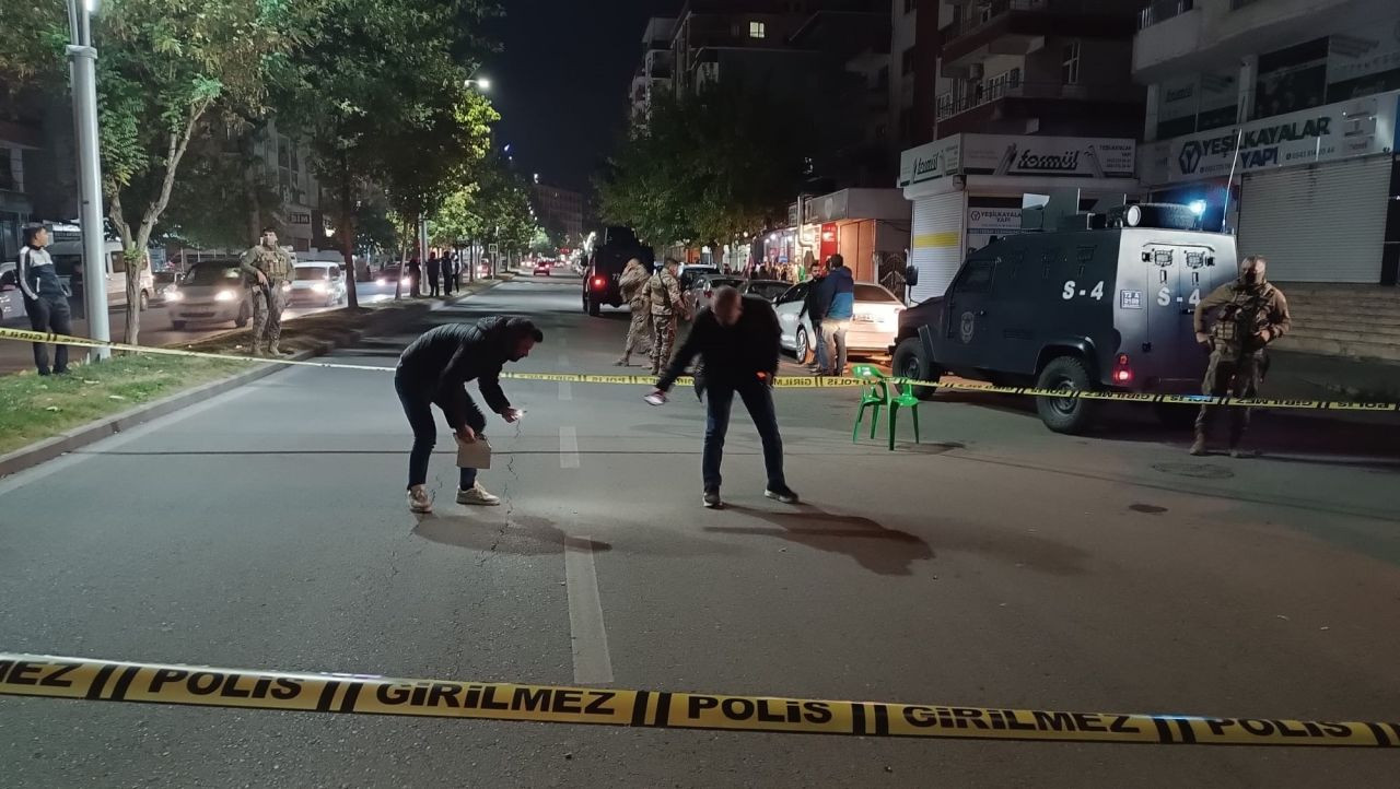 Batman'da Hareket Halindeki Otomobilden Açılan Ateşle Sürücü Yaralandı - Sayfa 1