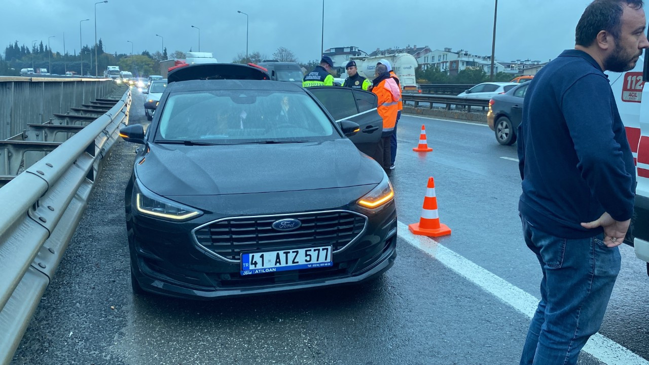 TEM Otoyolu'nda Zincirleme Kaza: 5 Yaralı