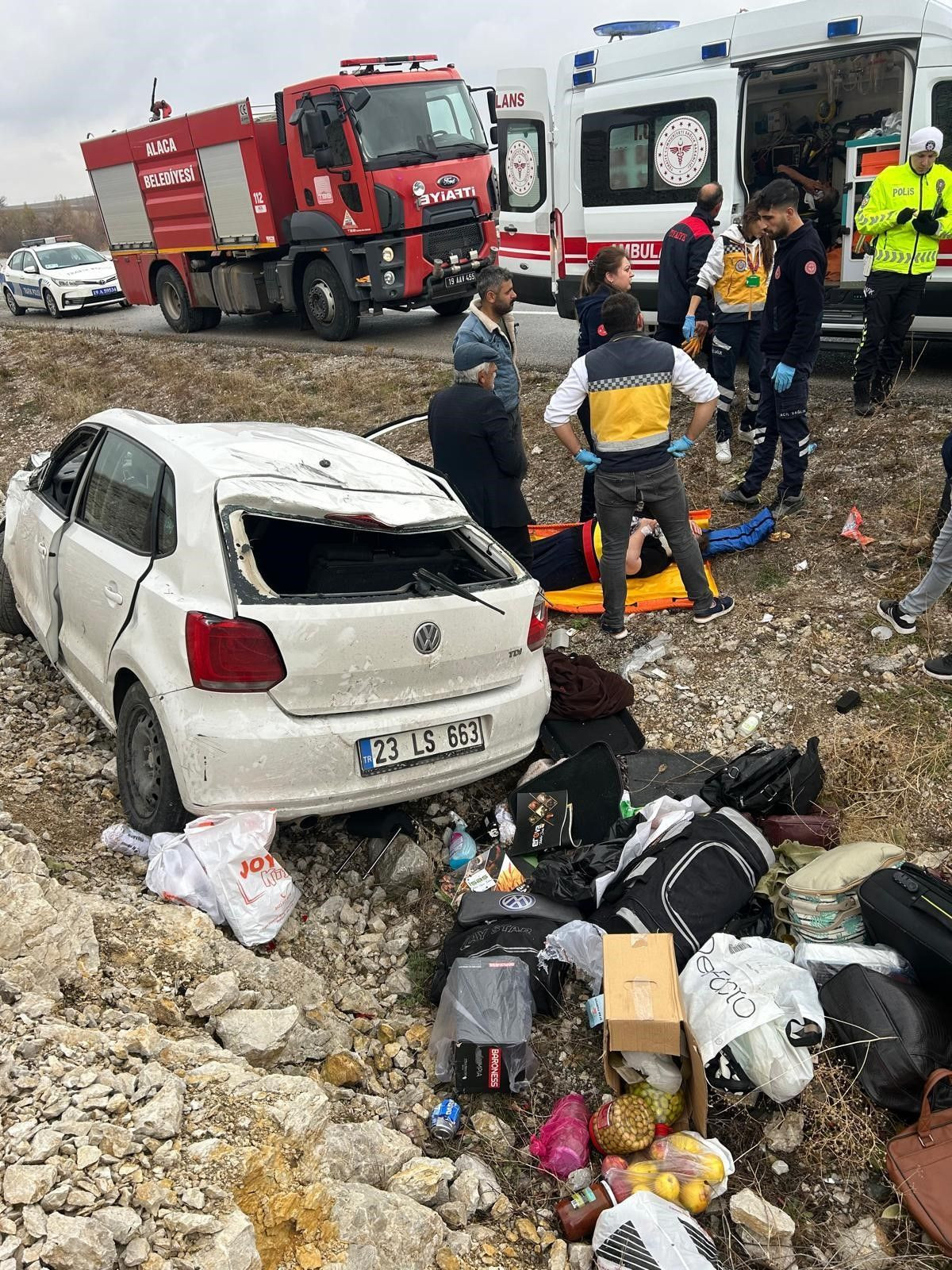 Çorum’da Otomobil Şarampole Yuvarlandı: 4 Yaralı - Sayfa 1