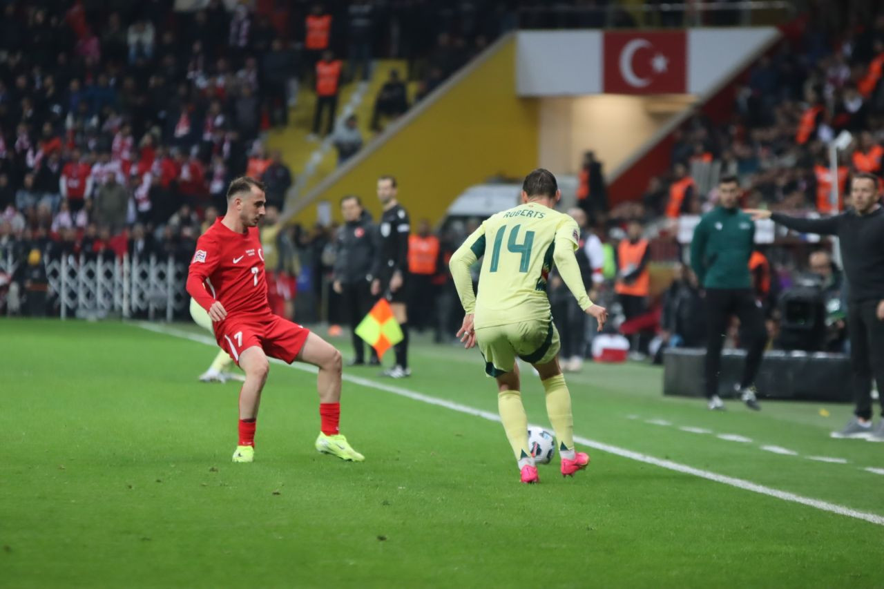 Türkiye, Galler Engelini Aşamadı: 0-0'lık Beraberlik - Sayfa 17