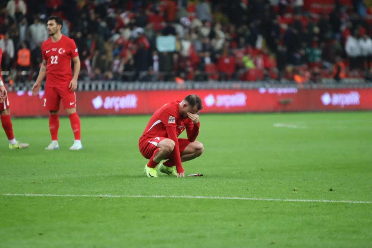 Türkiye, Galler Engelini Aşamadı: 0-0'lık Beraberlik - Sayfa 30