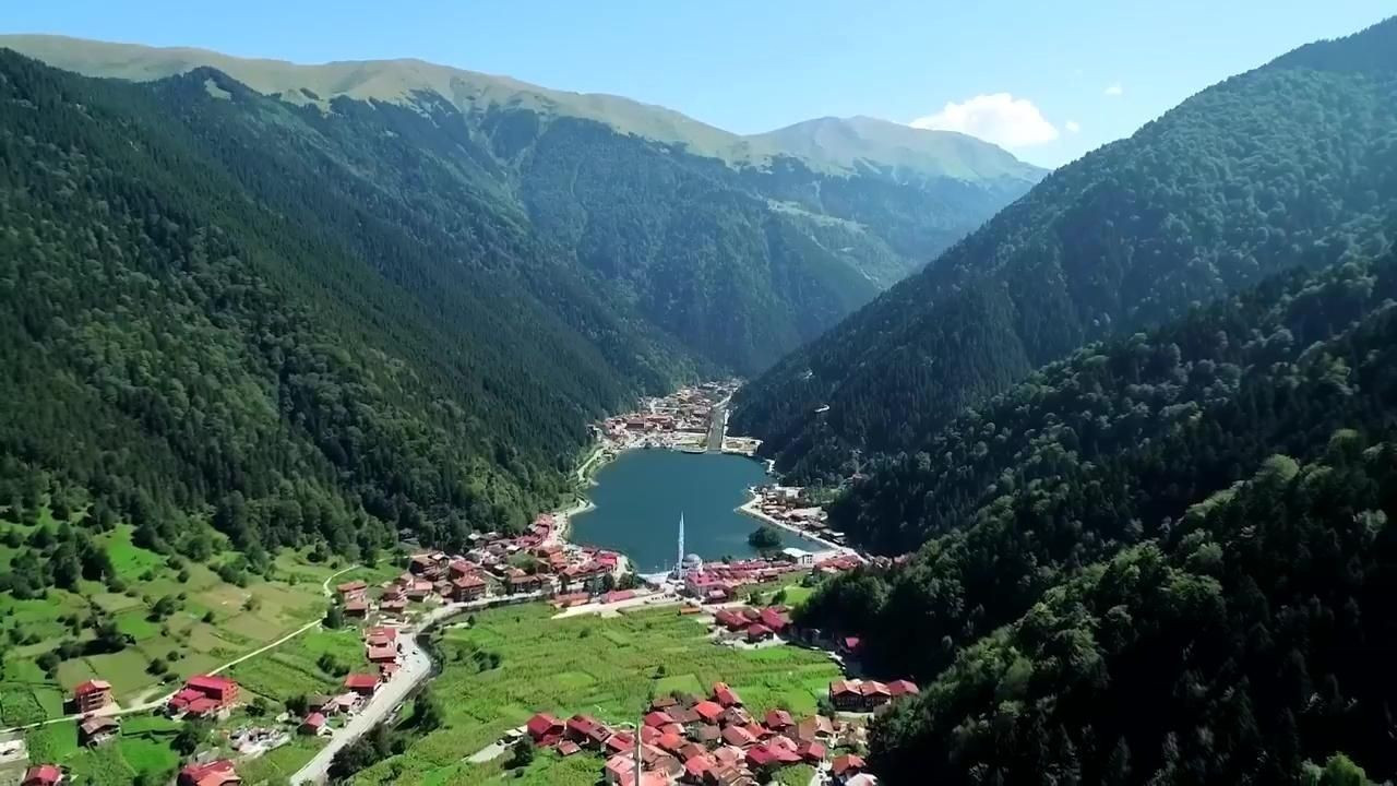 Uzungöl'de Kaçak Ve Çarpık Yapılaşmaya Neden Olan Binalar Yıkılacak