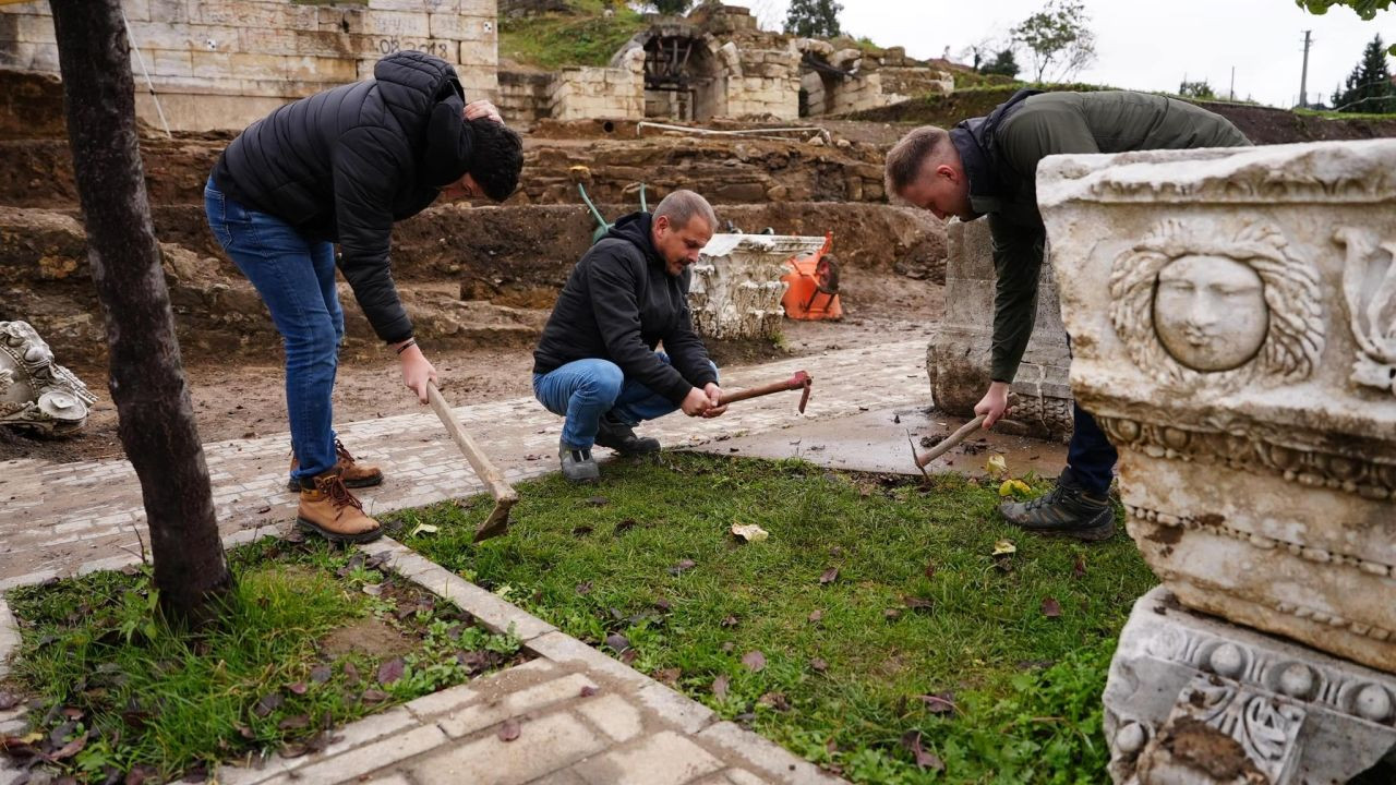 Batı Karadeniz'in Tek Antik Kentinde Kazı Çalışmalarına Bir Yardımda Destek Hizmetlerinden - Sayfa 1