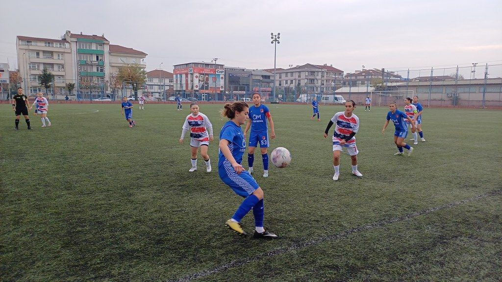 Kadın Futbolcular Hayali Çocuklar İle Sahaya Çıkıp İsrail Ve İnsanlığa Çağrı Yaptılar! - Sayfa 7