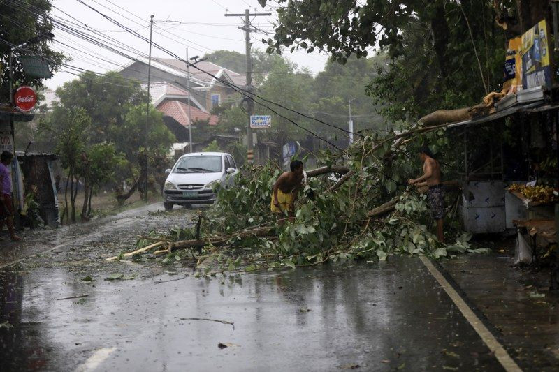 Filipinler'i "Süper Man-yi Tayfunu" Vurdu: 2 Kişi Yaralandı, 1.2 Milyon Kişi Tahliye Edildi - Sayfa 10